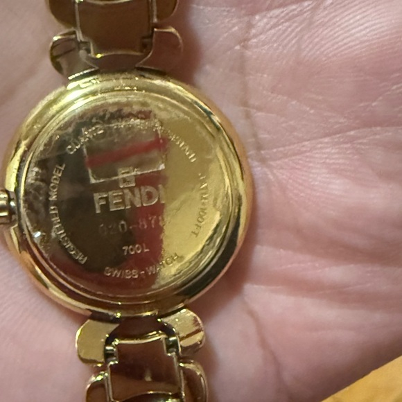 Fendi watch - Picture 3 of 4